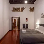 Piazza Navona Charming Large Apartment