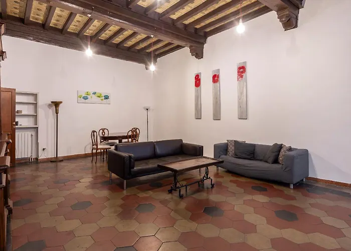Piazza Navona Charming Large Apartment