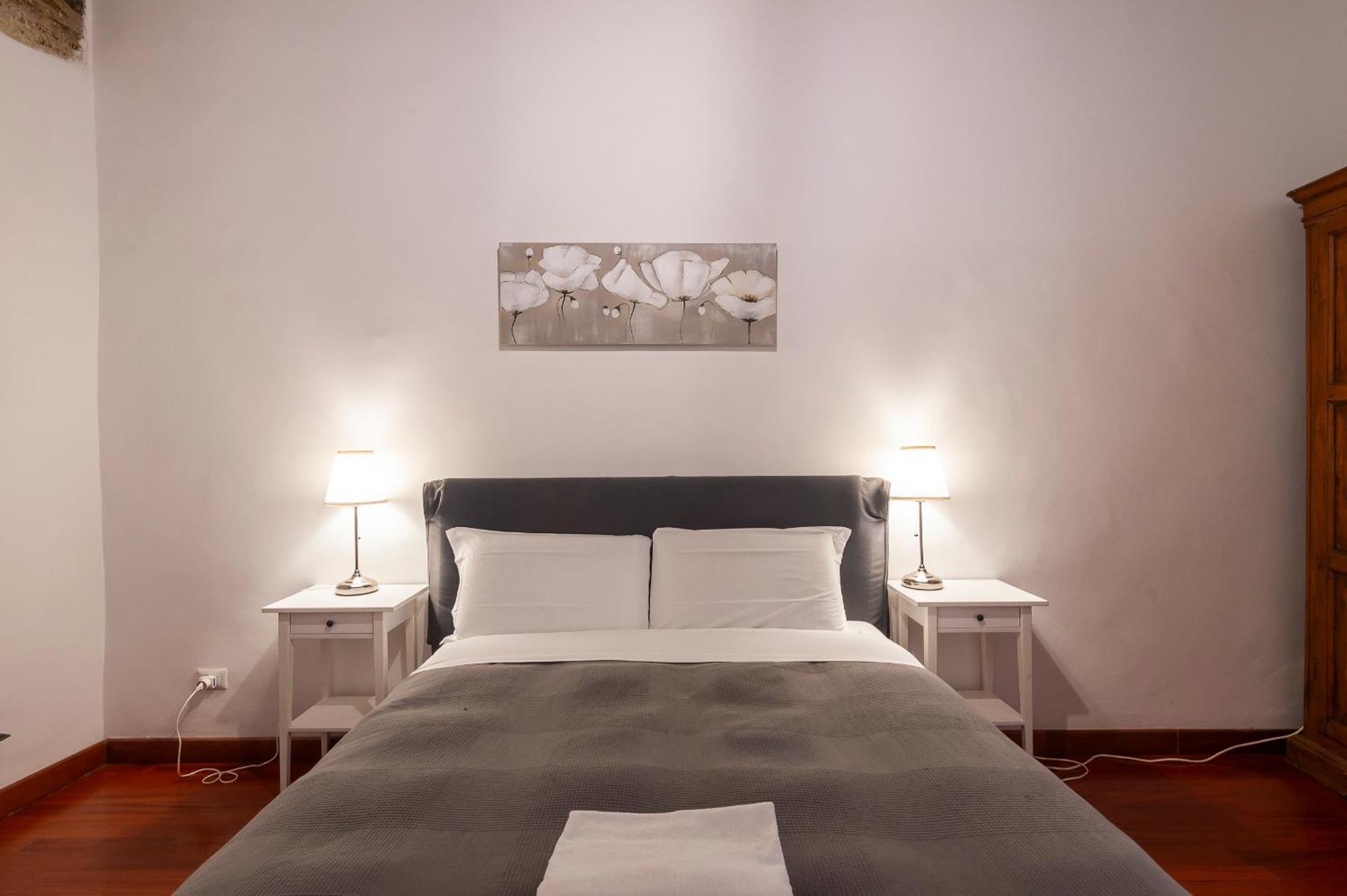 Apartment Piazza Navona Charming Large Rom